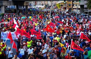 Carta de solidaridad de la central unitaria de trabajadores (CUT) de Colombia a SUNTRACS de Panamá ante la arremetida antisindical